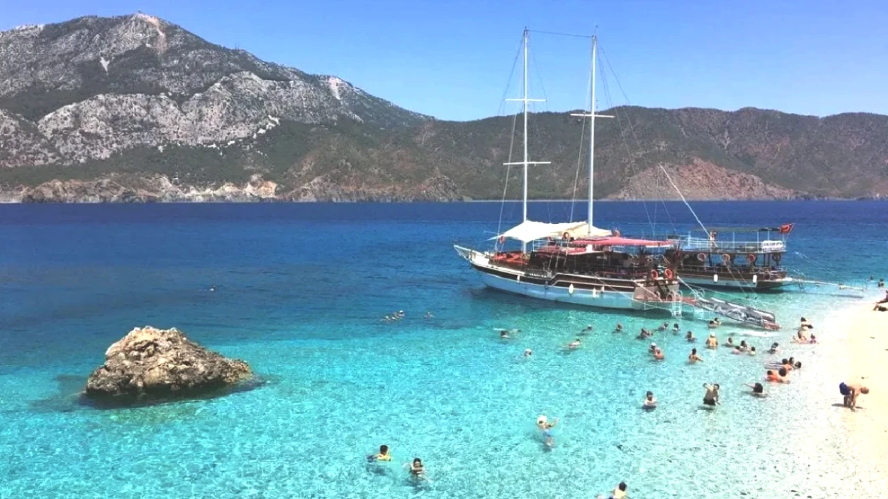 Türkiye’nin Maldivleri: Turist Akını! Gidenler Nasıl Dönüyor? 