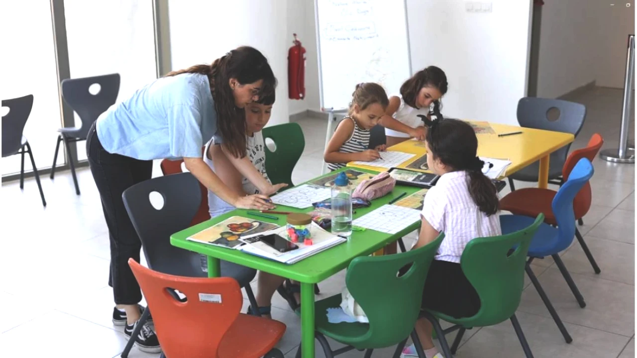 Karabağlar'da Yaz Tatili: Sanat, Bilim ve Eğlencenin Bir Arada Olduğu Harika Etkinlikler!