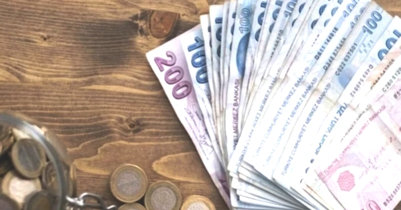 Zamlı Emekli Maaşları Hesaplara Yatıyor! Ödeme Takvimi Burada!