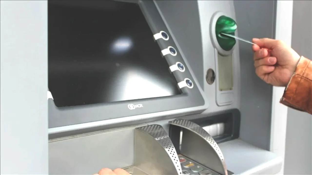Kart Sahipleri İçin Yeni Dönem! ATM İşlemlerindeki Değişiklikler Neler?